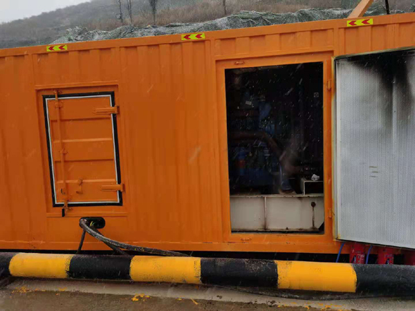 米易发电机出租 柴油发电机组电压低报警怎么办？