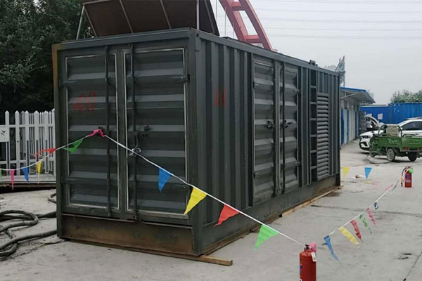 米易发电机租赁空气滤清器多久更换一次？