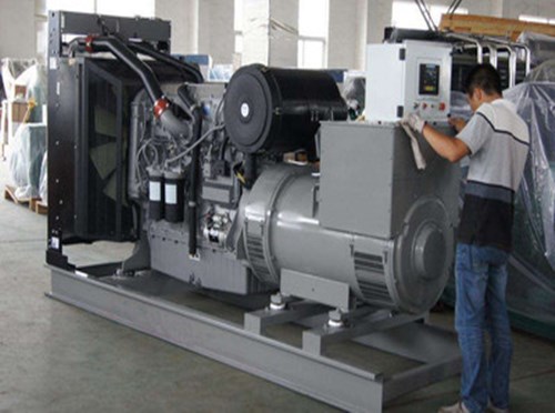 米易柴油发电机组和储能设备配合使用的案例