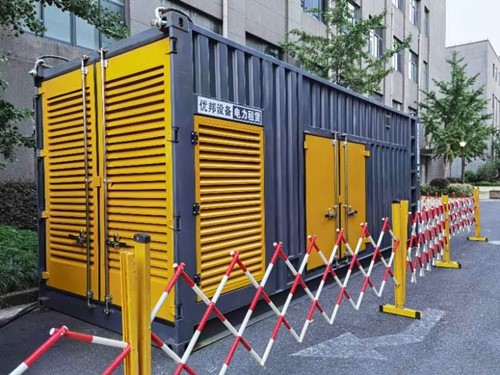 米易如何使用转速表检查发动机的转速？